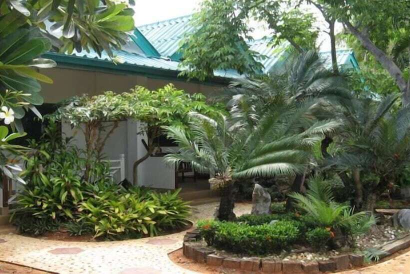 فندق Samroiyod Holiday Resort