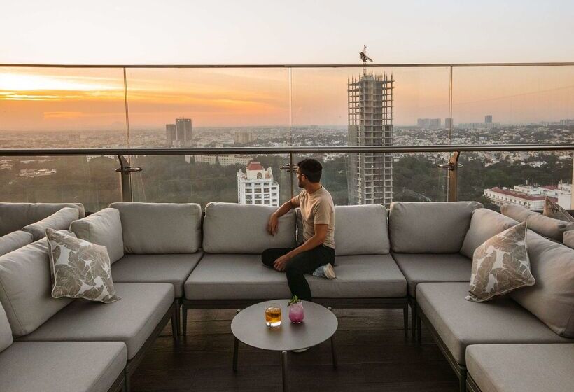 Отель Shangrila Bengaluru