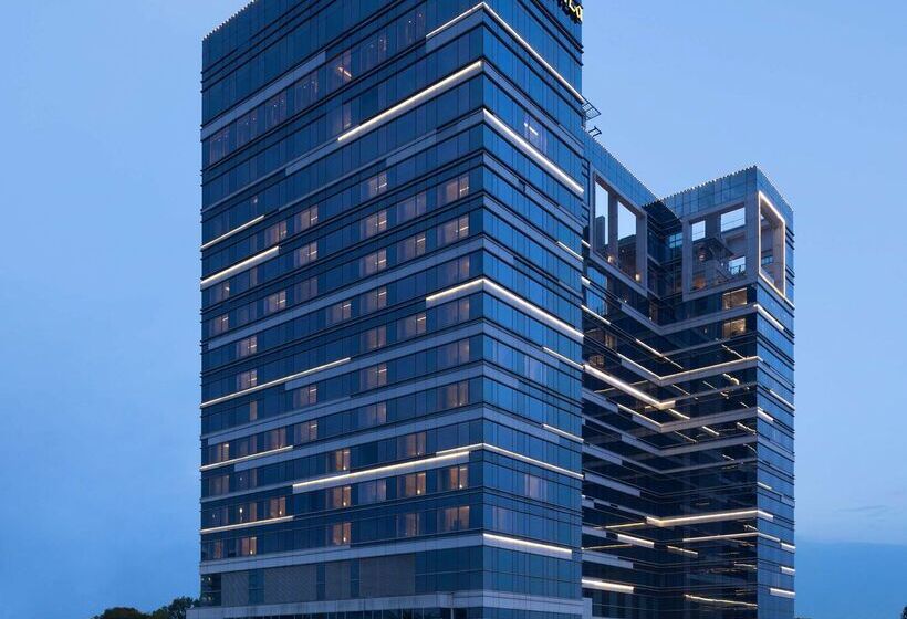 Отель Shangrila Bengaluru