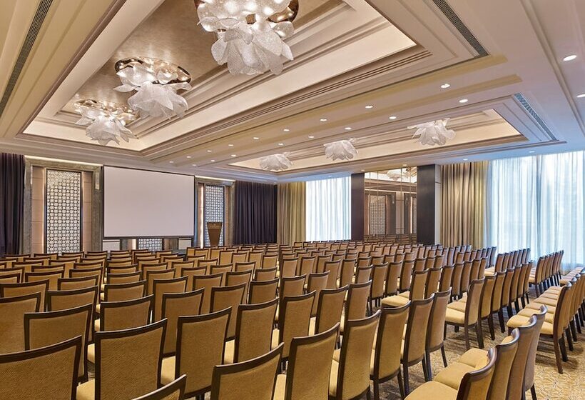 Отель Shangrila Bengaluru