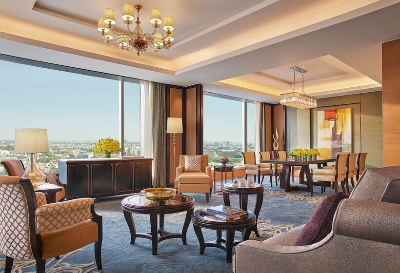 Отель Shangrila Bengaluru