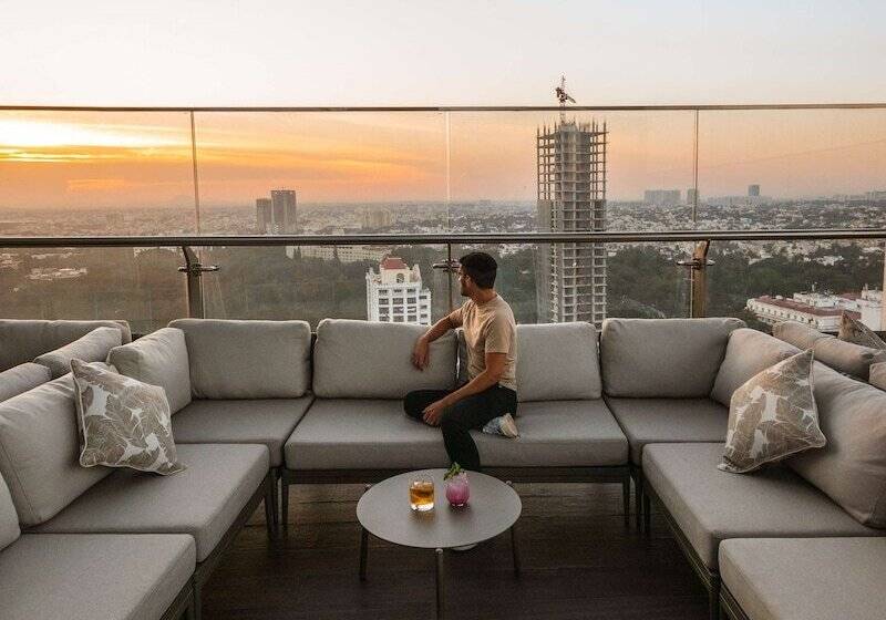 Отель Shangrila Bengaluru