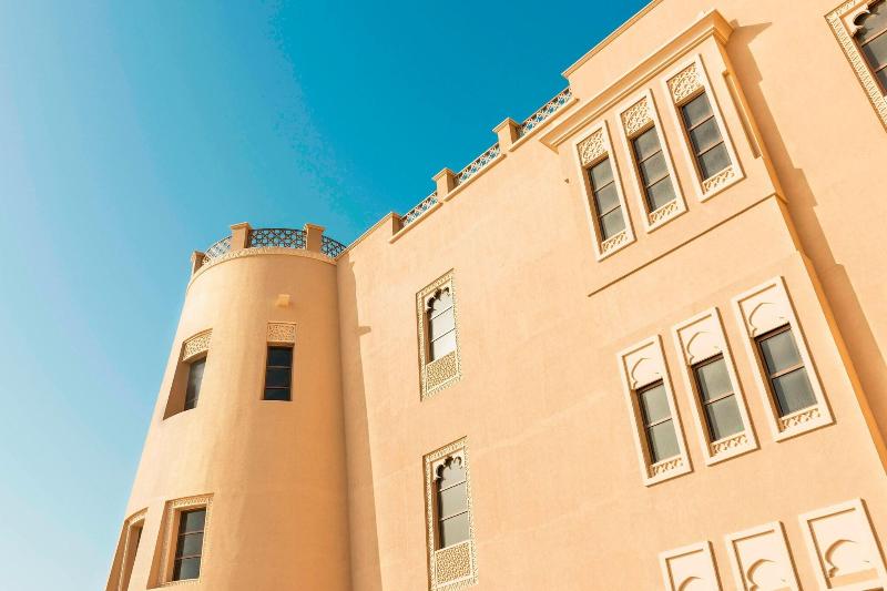 هتل Sheraton Sharjah Beach Resort And Spa