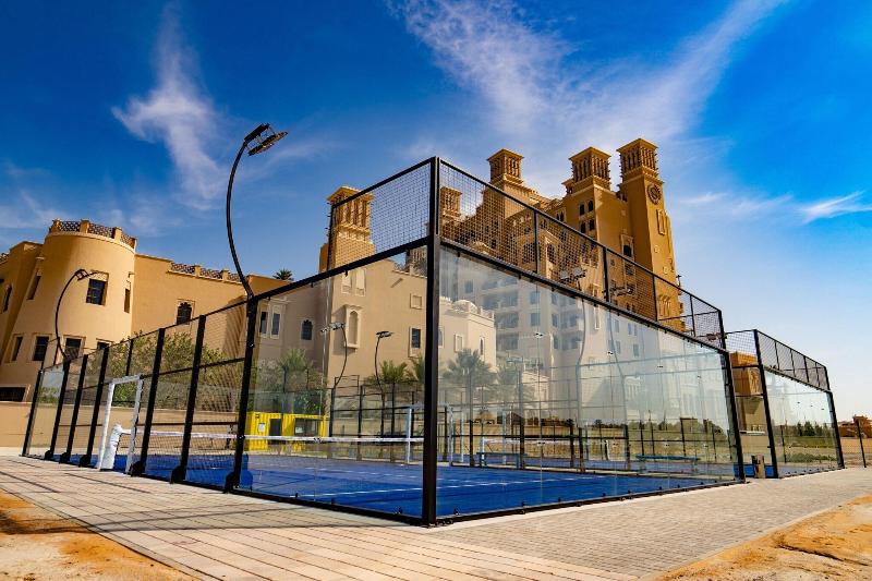 هتل Sheraton Sharjah Beach Resort And Spa