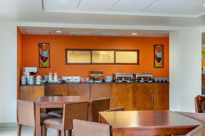 فندق Sleep Inn Monclova