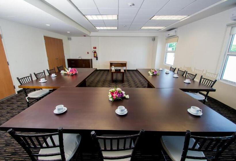 فندق Sleep Inn Monclova