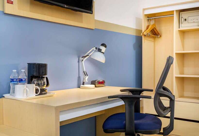 هتل Premier Inn Tuxtla