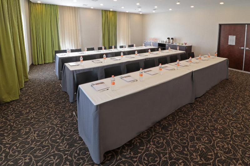 호텔 Staybridge Suites San Luis Potosi, An Ihg