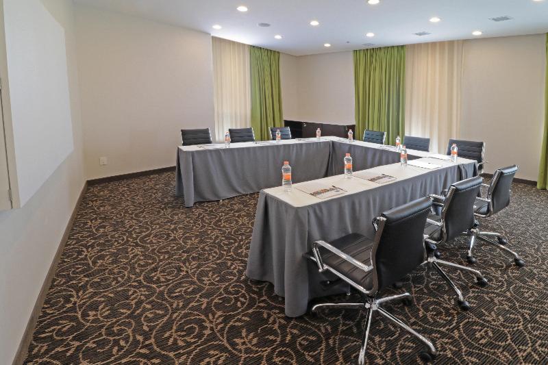 호텔 Staybridge Suites San Luis Potosi, An Ihg