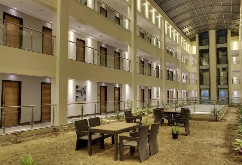 ホテル Suba Grand