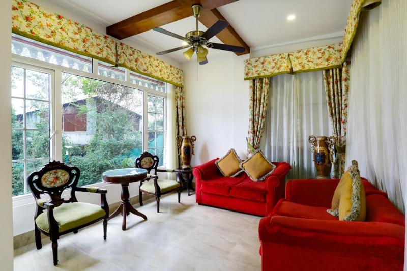 酒店 Summit Barsana Resort & Spa