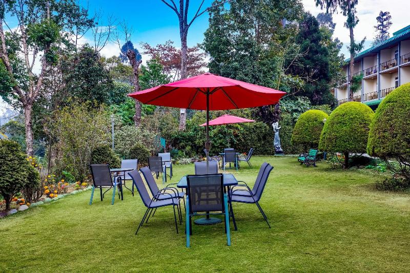 酒店 Summit Barsana Resort & Spa