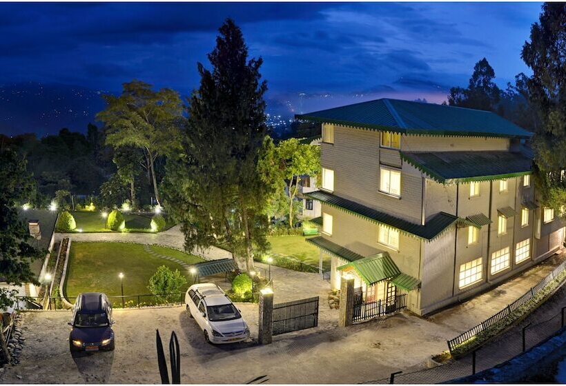 酒店 Summit Barsana Resort & Spa