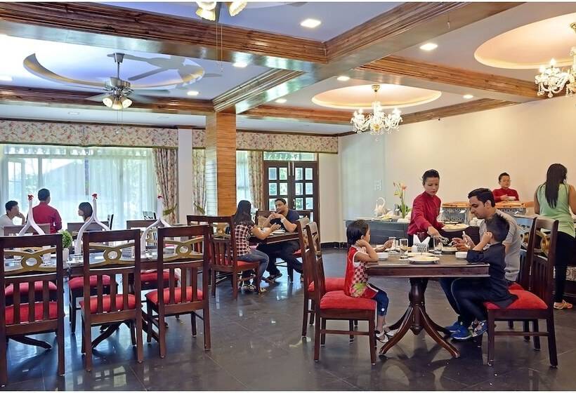 酒店 Summit Barsana Resort & Spa