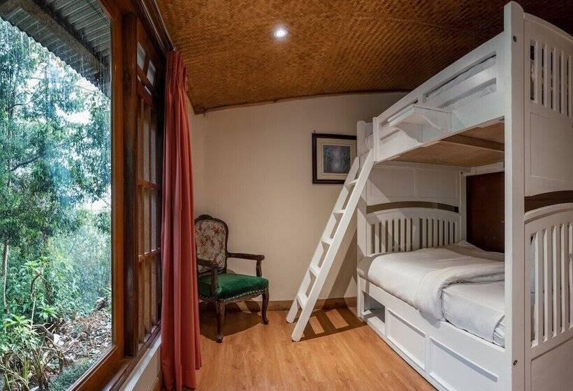 酒店 Summit Barsana Resort & Spa