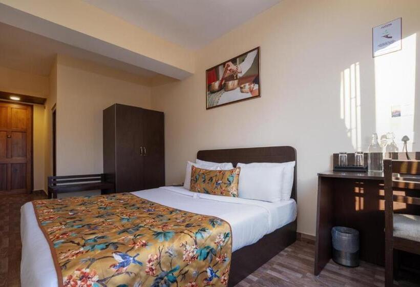 ホテル Summit Namnang Courtyard & Spa Near Mg Marg