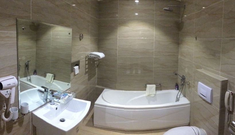 בית מלון כפרי Sun Beach