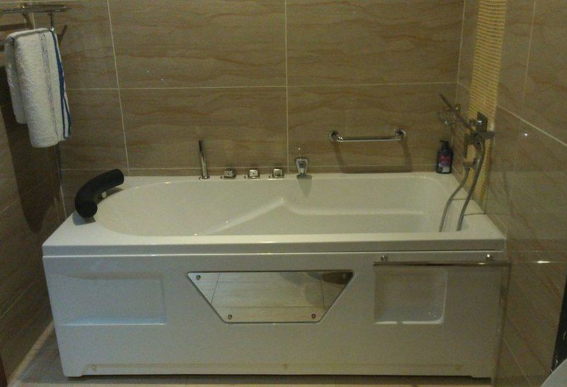 בית מלון כפרי Sun Beach