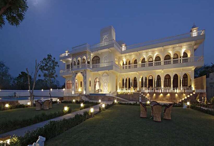 فندق Talaibagh Palace