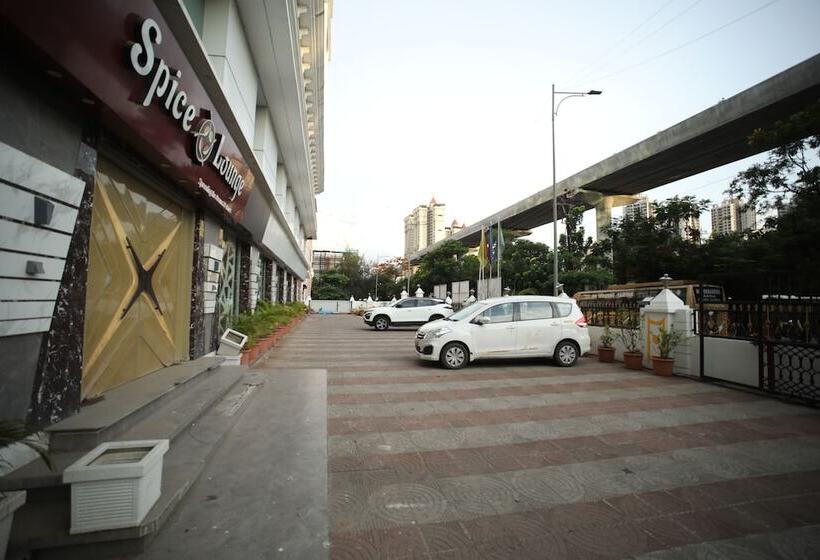 ホテル The Byke Suraj Plaza Pure Veg, Thane