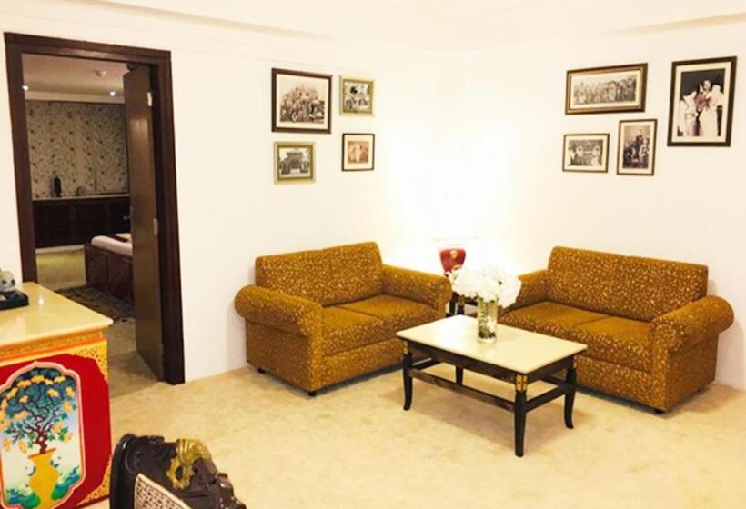 Отель The Chumbi Mountain Retreat & Spa