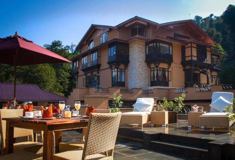 Отель The Chumbi Mountain Retreat & Spa