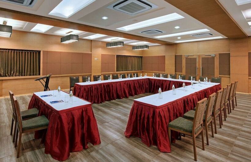 Hotel The Fern Residency Somnath