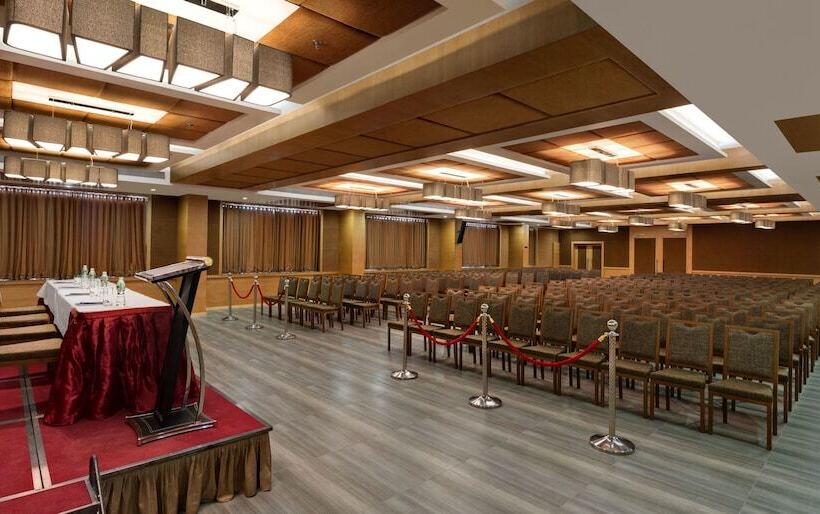 Hotel The Fern Residency Somnath