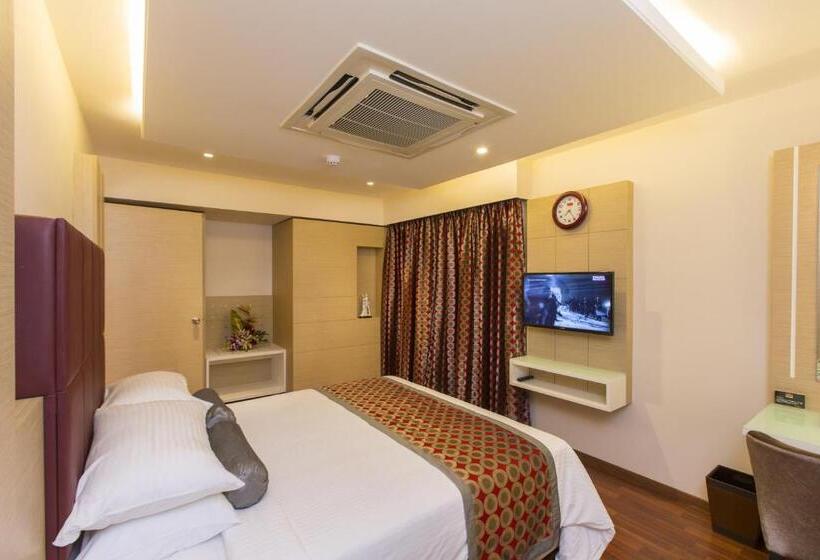 בית מלון כפרי The President