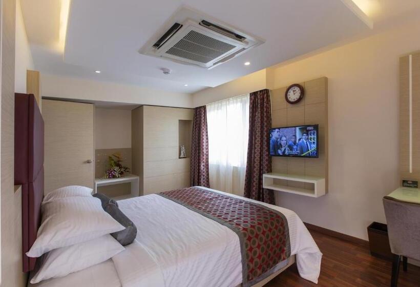 בית מלון כפרי The President