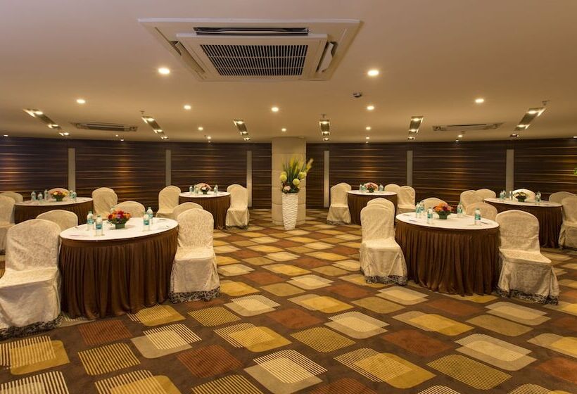 בית מלון כפרי The President