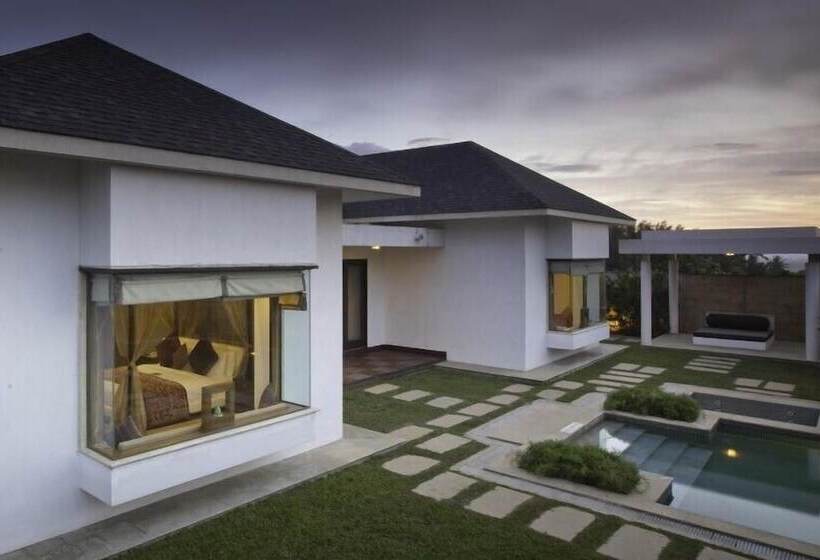 هتل The Serai Chickmagalur