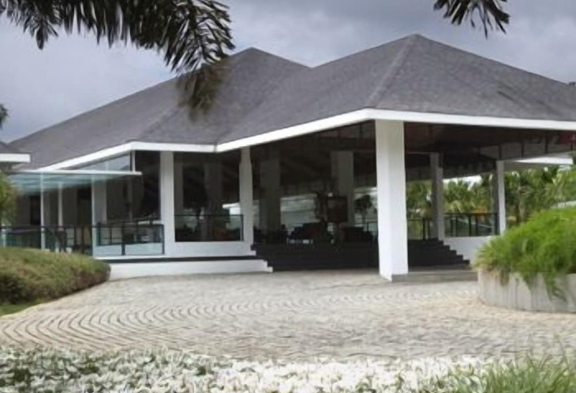 هتل The Serai Chickmagalur