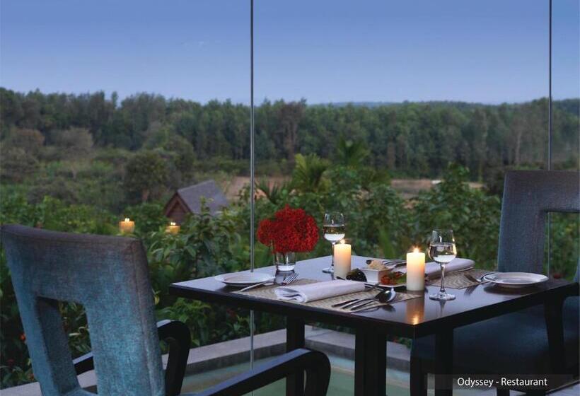 هتل The Serai Chickmagalur