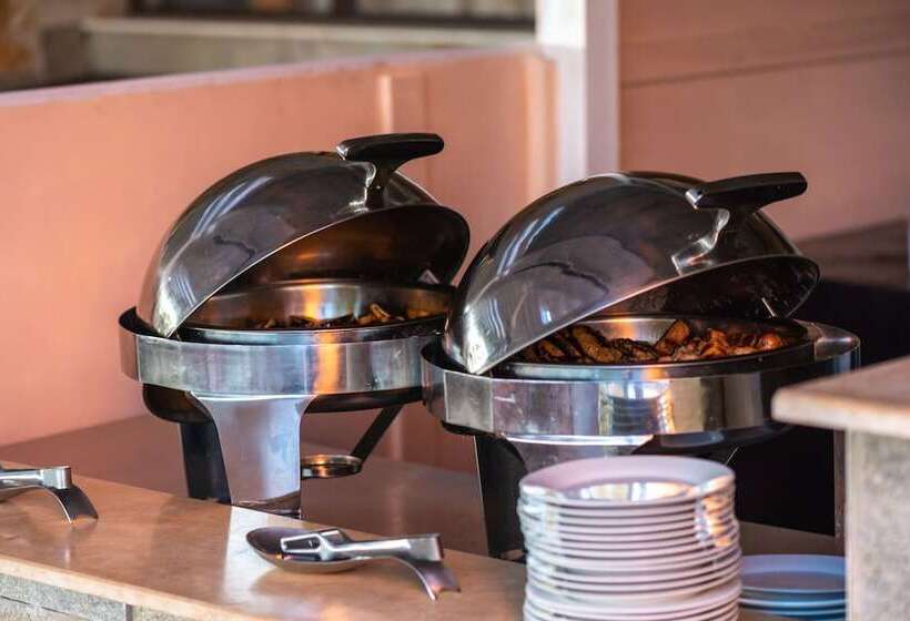 בית מלון כפרי Tiva Del Mar Beach