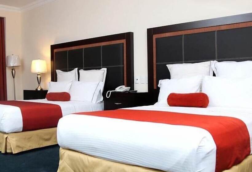 Отель Two Select