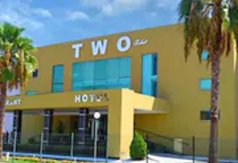 Отель Two Select