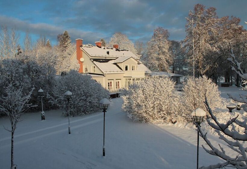 בית מלון כפרי Wanbo Herrgard