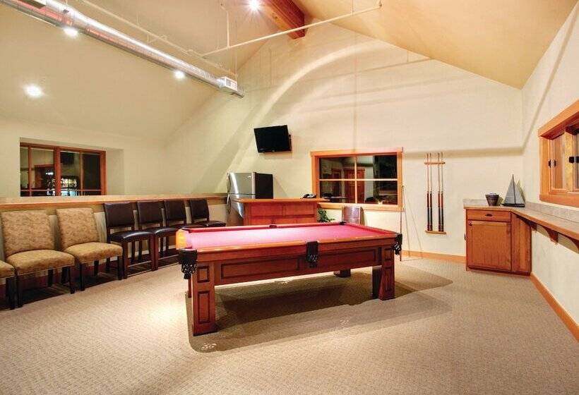 فندق Worldmark Chelan Lake House