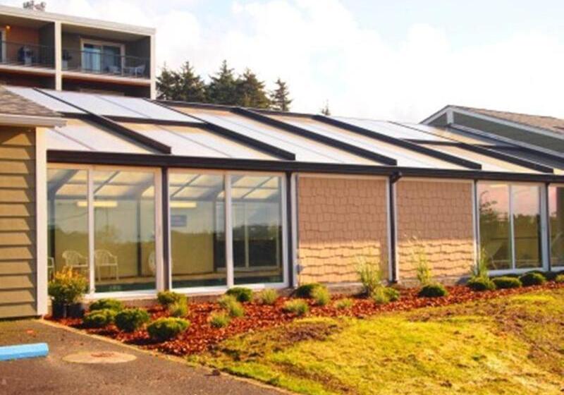 فندق Worldmark Surfside Inn