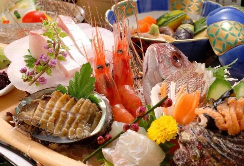 Отель Yukemurino Yado Biwanso