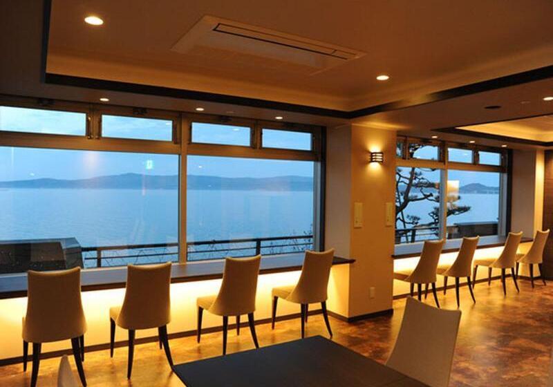 Отель Yukemurino Yado Biwanso