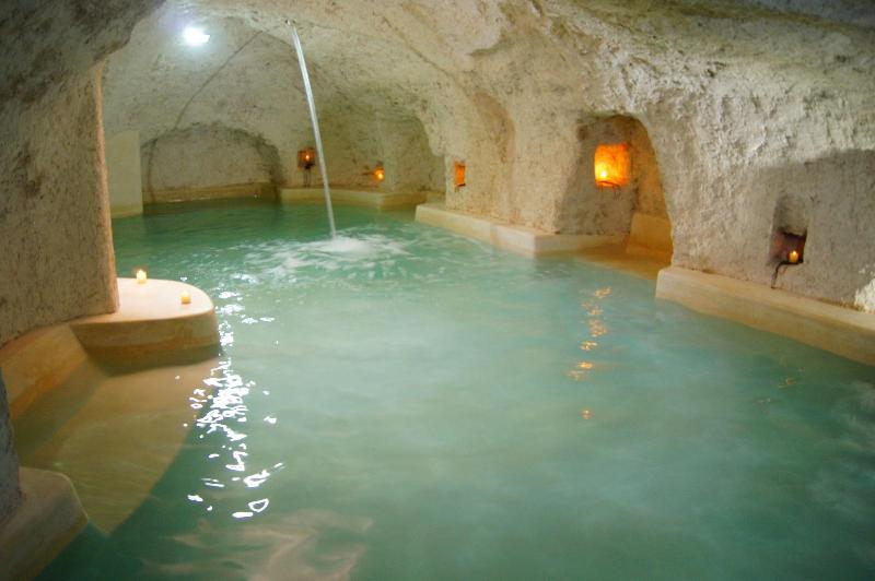 هتل Zentik Project & Saline Cave