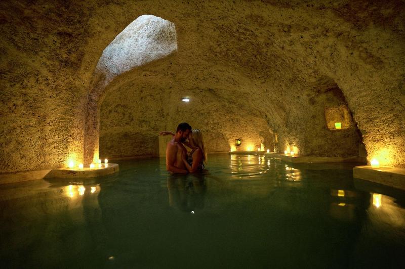 هتل Zentik Project & Saline Cave