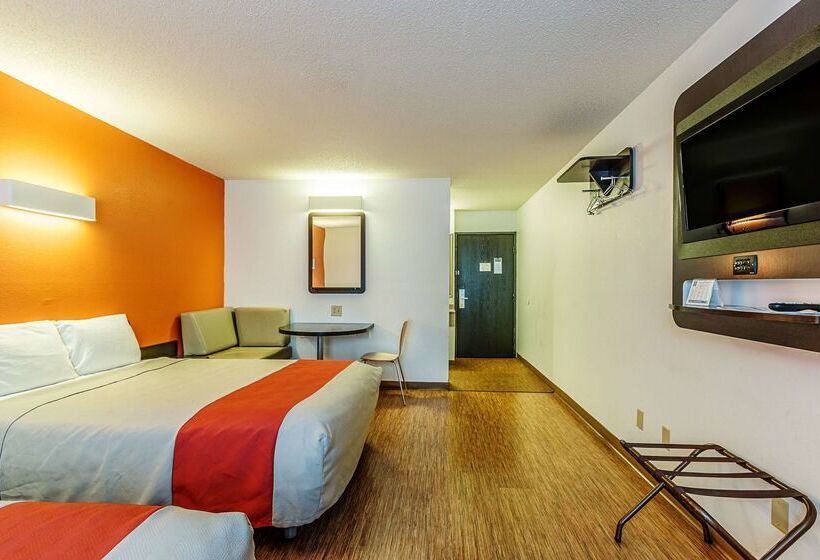 Motel 6 Wisconsin Rapids, Wi