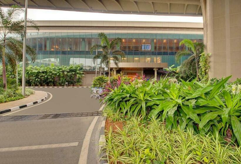 Niranta Airport Transit Hotel & Lounge Terminal 2 Arrivals