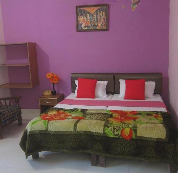 بنسيون Kedar Guest House  Feel At Home