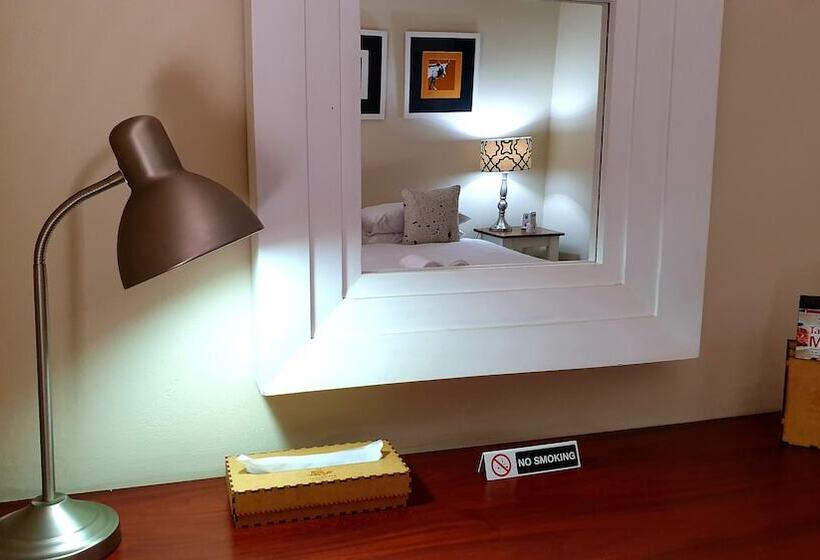 بنسيون Khayamanzi Guesthouse