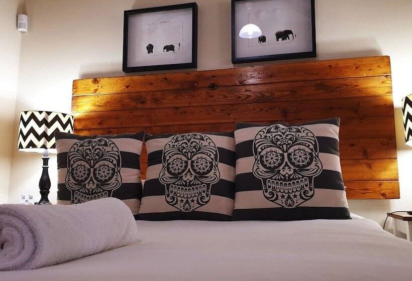 بنسيون Khayamanzi Guesthouse