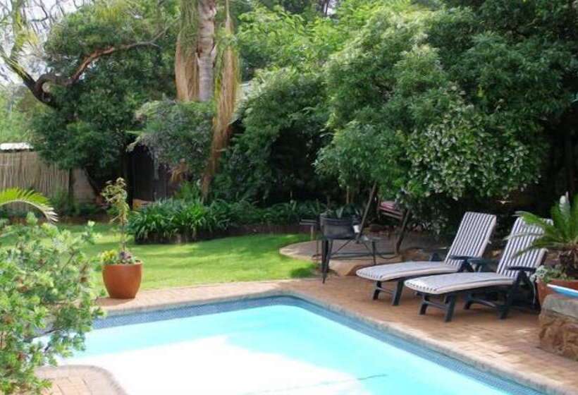 بنسيون Khayamanzi Guesthouse